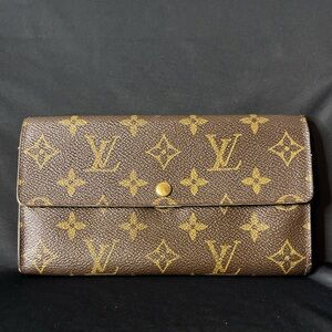 🇫🇷Louis Vuitton Monogram Sarah Wallet